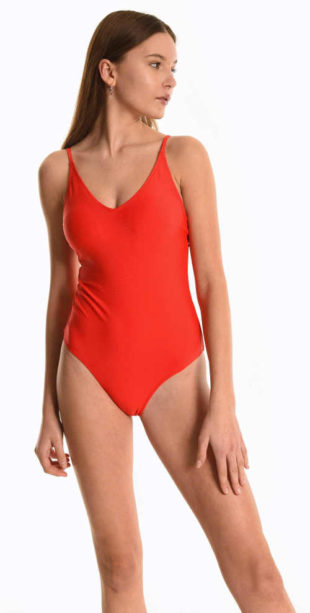 Elegancki damski jednoczęściowy kostium kąpielowy w efektownym czerwonym kolorze