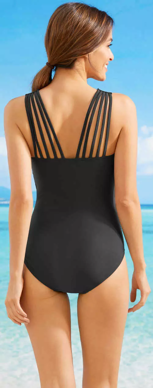 Czarny jednoczęściowy kostium kąpielowy z paskiem ściągającym w talii